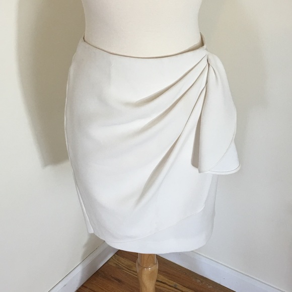 Zara Dresses & Skirts - Zara Skirt